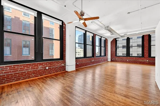 $199,000 | 1010 St Charles Street, Unit 602, St. Louis, MO 63101