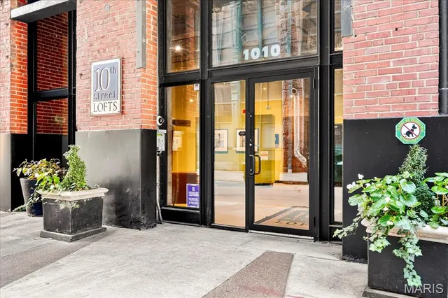 $199,000 | 1010 St Charles Street, Unit 602, St. Louis, MO 63101