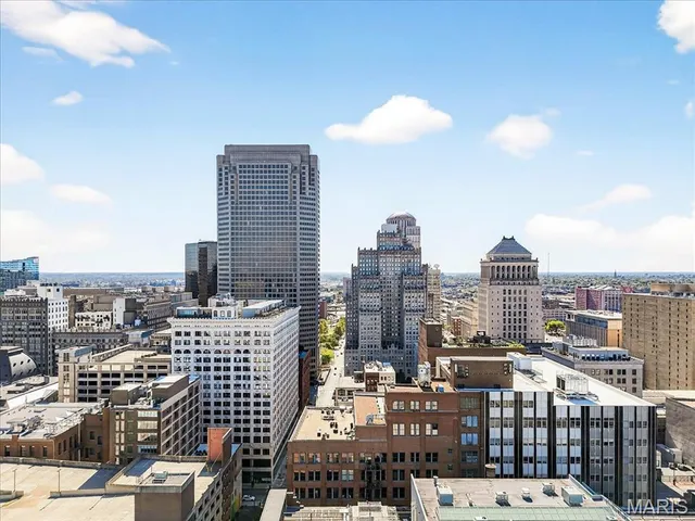 $199,000 | 1010 St Charles Street, Unit 602, St. Louis, MO 63101
