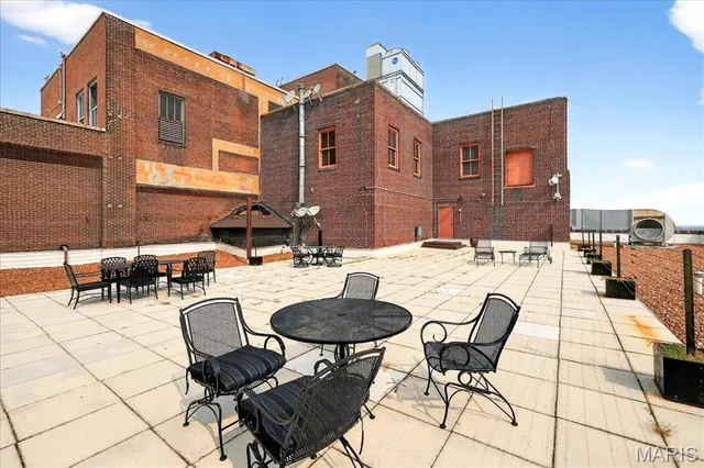 $199,000 | 1010 St Charles Street, Unit 602, St. Louis, MO 63101