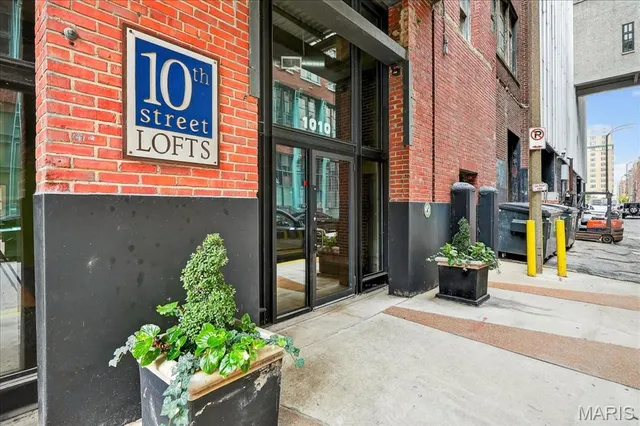 $199,000 | 1010 St Charles Street, Unit 602, St. Louis, MO 63101