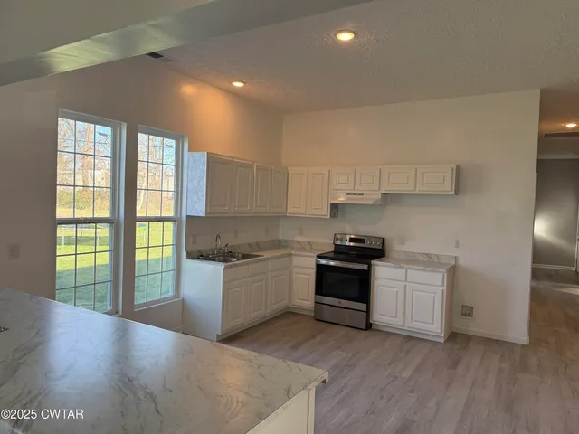 $197,500 | 676 North Hays Avenue, Jackson, TN 38301