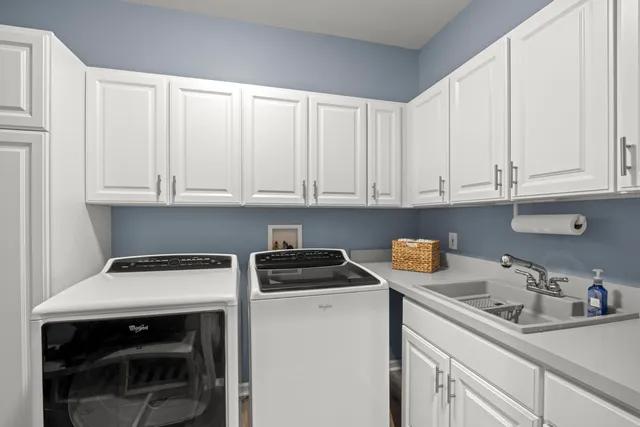 $719,900 | 8761 River Run Drive, White Lake, MI 48386