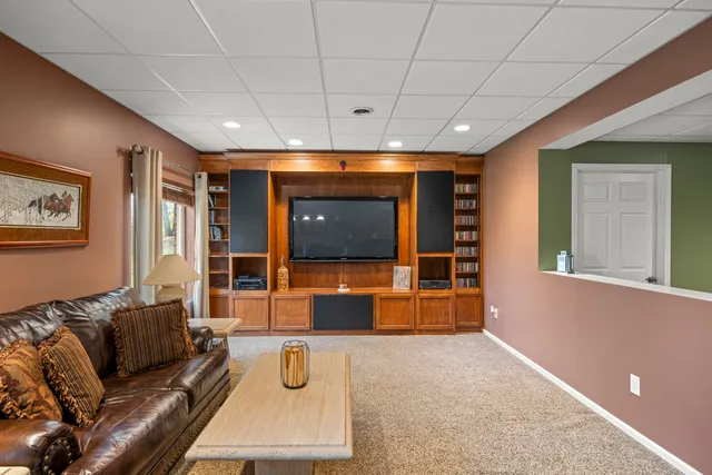 $719,900 | 8761 River Run Drive, White Lake, MI 48386