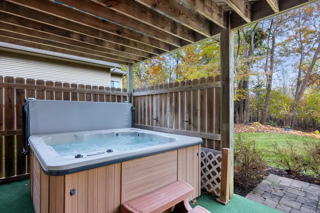 $719,900 | 8761 River Run Drive, White Lake, MI 48386