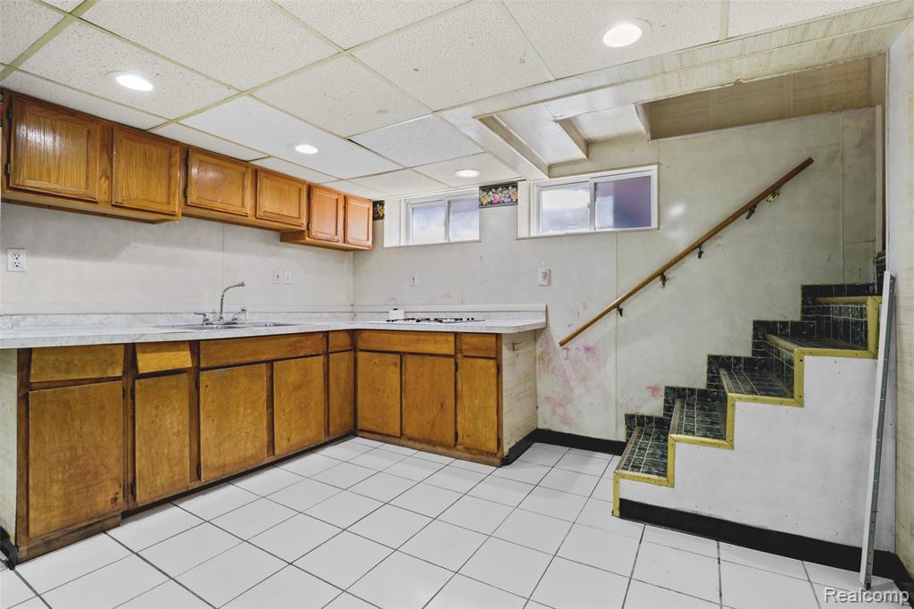 5003 Maple Street Dearborn, MI 48126 - Photo 25 of 41
