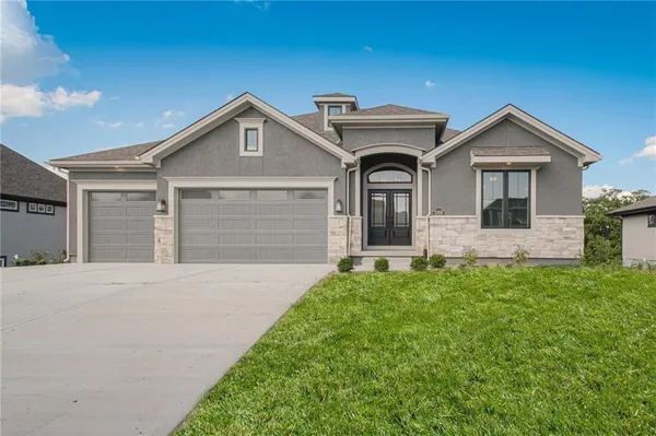 $854,289 | 2339 Foxtail Drive, Kearney, MO 64060