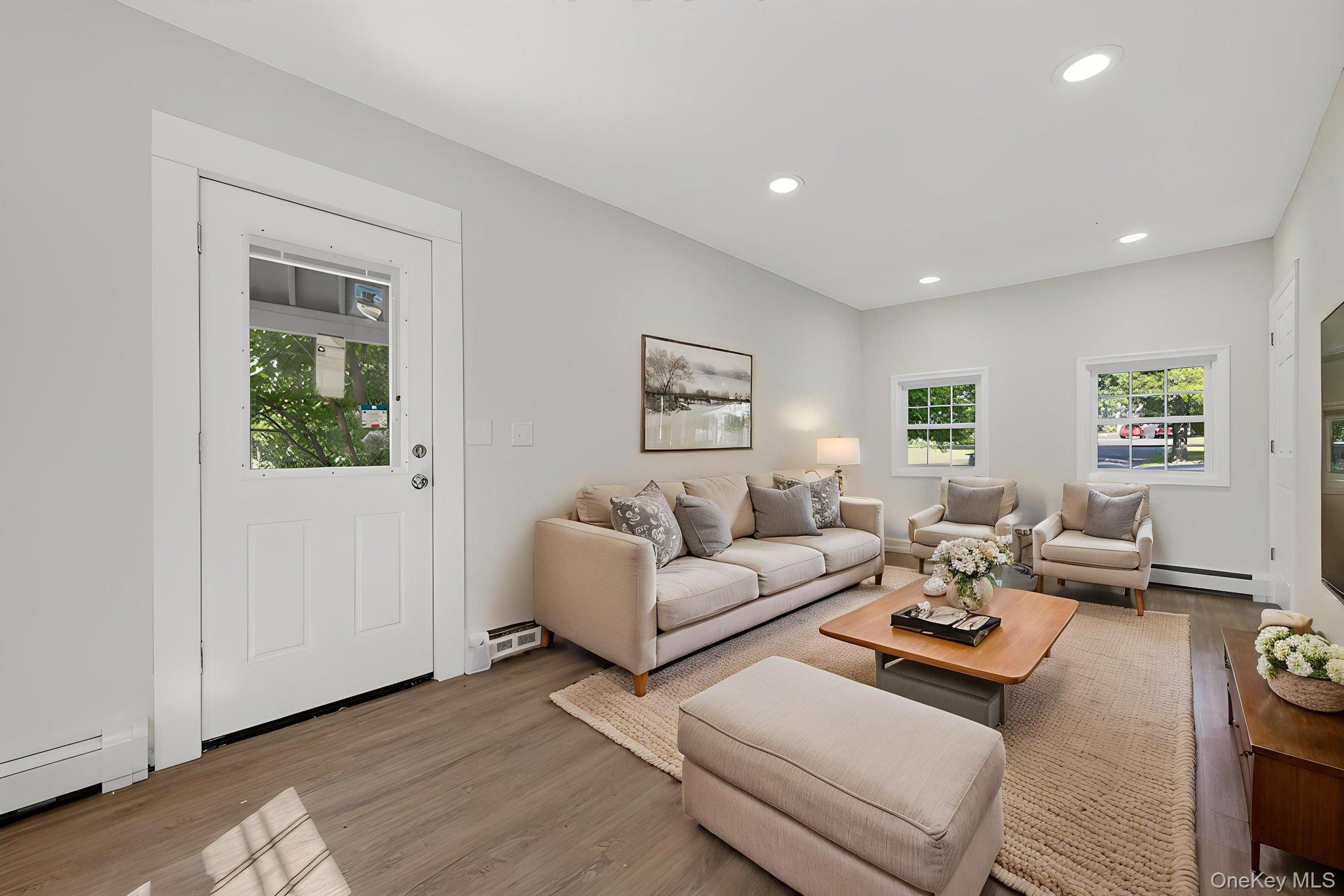 669 Vassar Road Poughkeepsie, NY 12603 - Photo 7 of 23