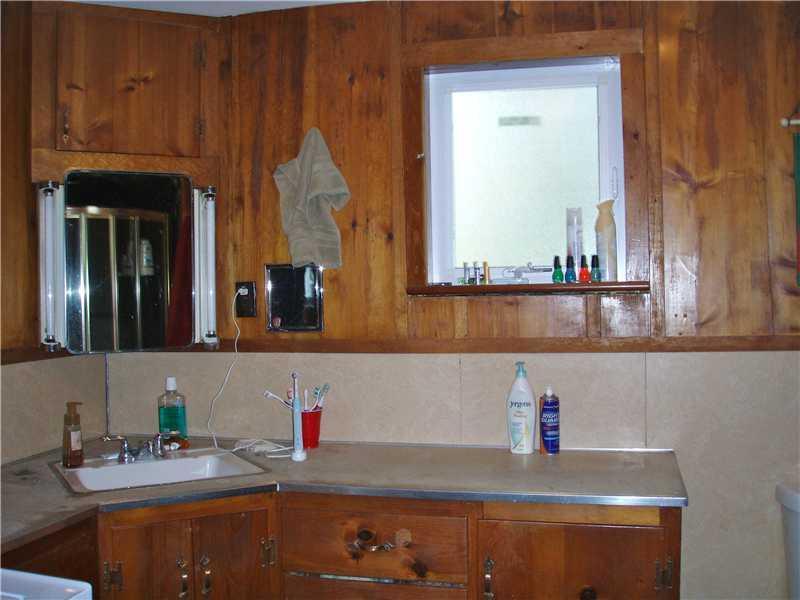 15 Chadbourne Road Standish, ME 04084 - Photo 19 of 30 Bathroom.