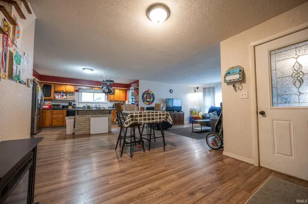 $185,000 | 112 Vine Street, Gas City, IN 46933