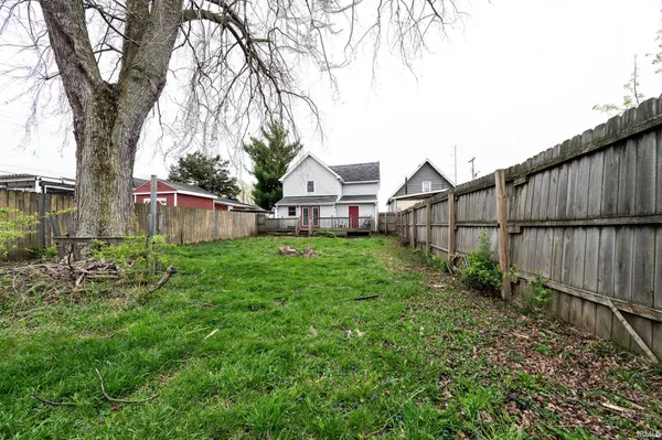 $185,000 | 112 Vine Street, Gas City, IN 46933