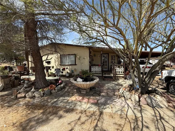 $300,000 | 19536 Valle Vista Road, Adelanto, CA 92301