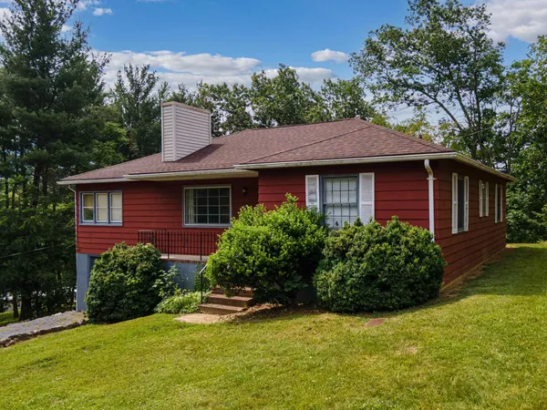 $289,000 | 117 Grove Avenue, Edinburg, VA 22824