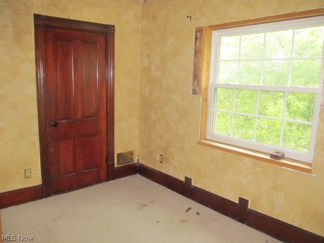 1210 Walnut Road Southwest Massillon, OH 44647 - Photo 6 of 11 Gallery Image 6