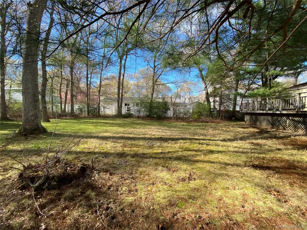 $499,999 | 20 Oak Place, Selden, NY 11784