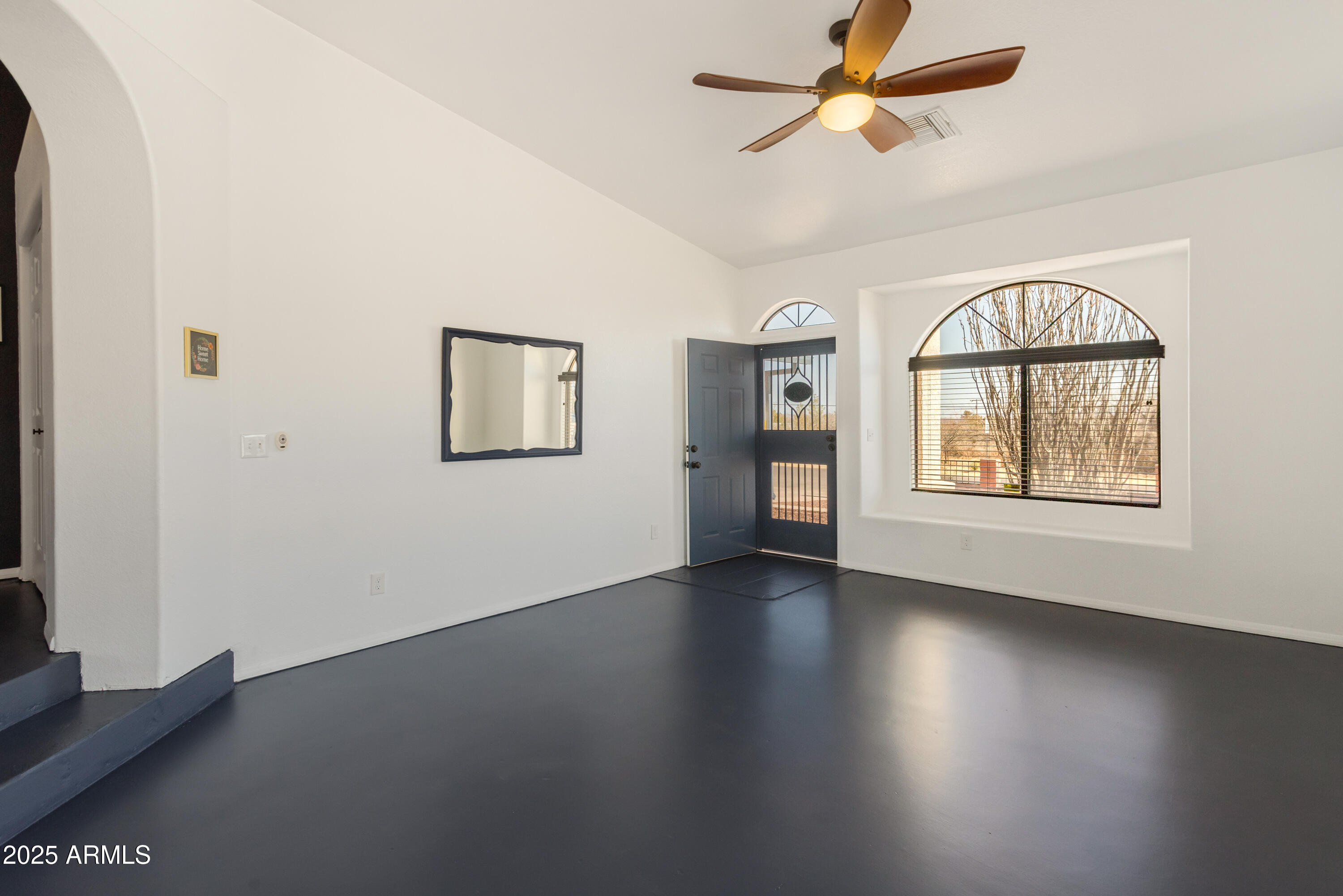198 Hereford Road Bisbee, AZ 85603 - Photo 8 of 41 Living Room (3)