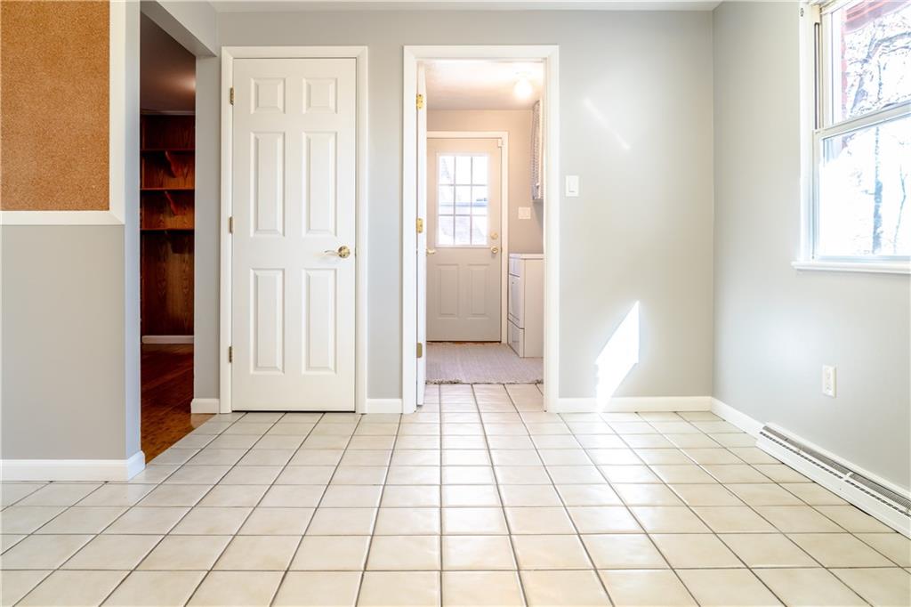 146 North Jamestown Road Coraopolis, PA 15108 - Photo 12 of 25 Gallery Image 12