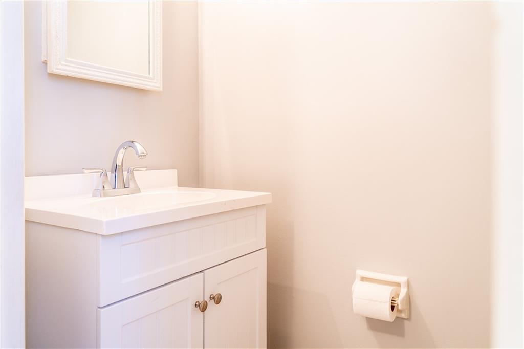 146 North Jamestown Road Coraopolis, PA 15108 - Photo 25 of 25 Gallery Image 25