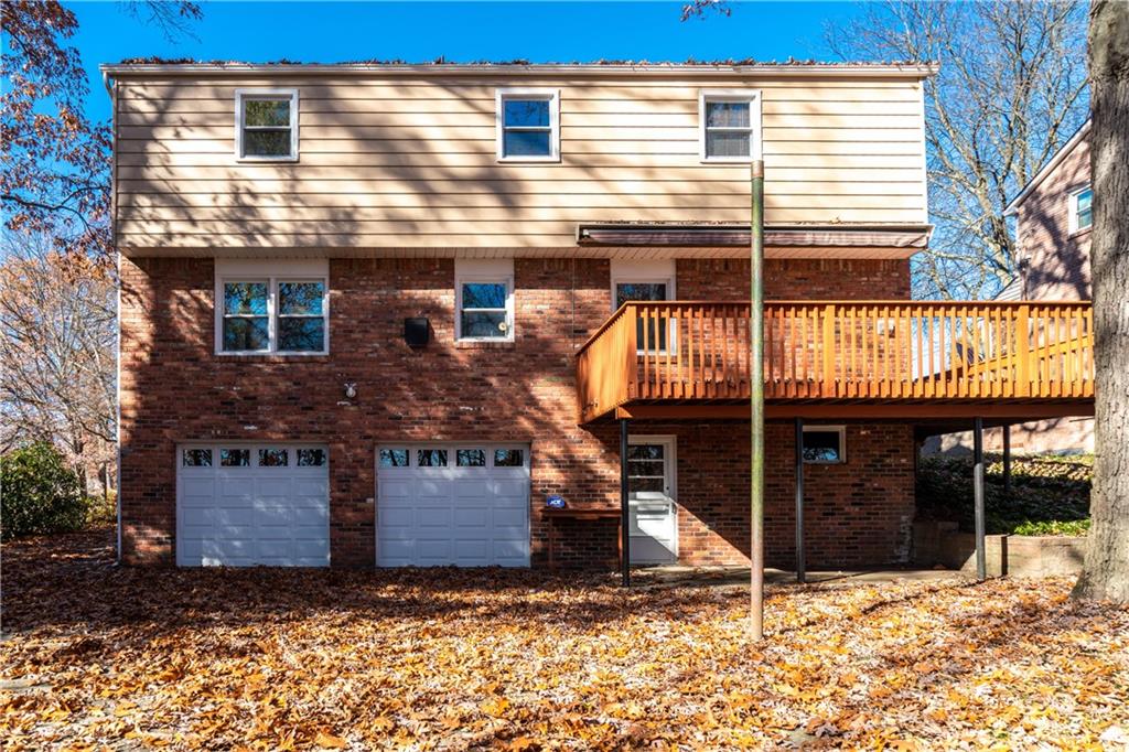 146 North Jamestown Road Coraopolis, PA 15108 - Photo 4 of 25 Gallery Image 4