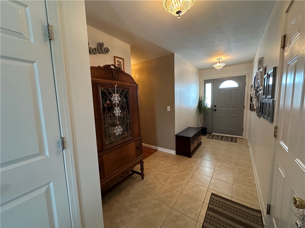 8418 Shepherd Road Brutus, NY 13166 - Photo 21 of 33 Foyer