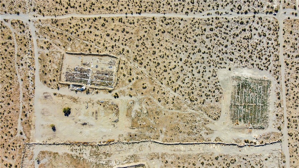 15745 Silver Rock Road Pinon Hills, CA 92371 - Photo 13 of 17