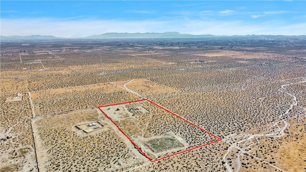 15745 Silver Rock Road Pinon Hills, CA 92371 - Photo 14 of 17