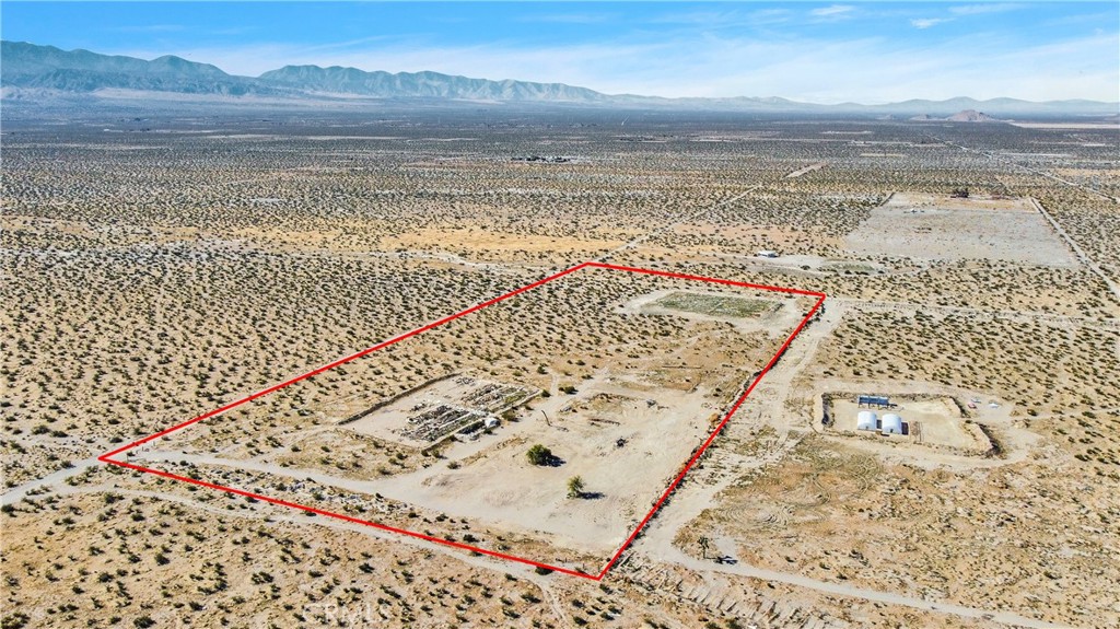 15745 Silver Rock Road Pinon Hills, CA 92371 - Photo 3 of 17