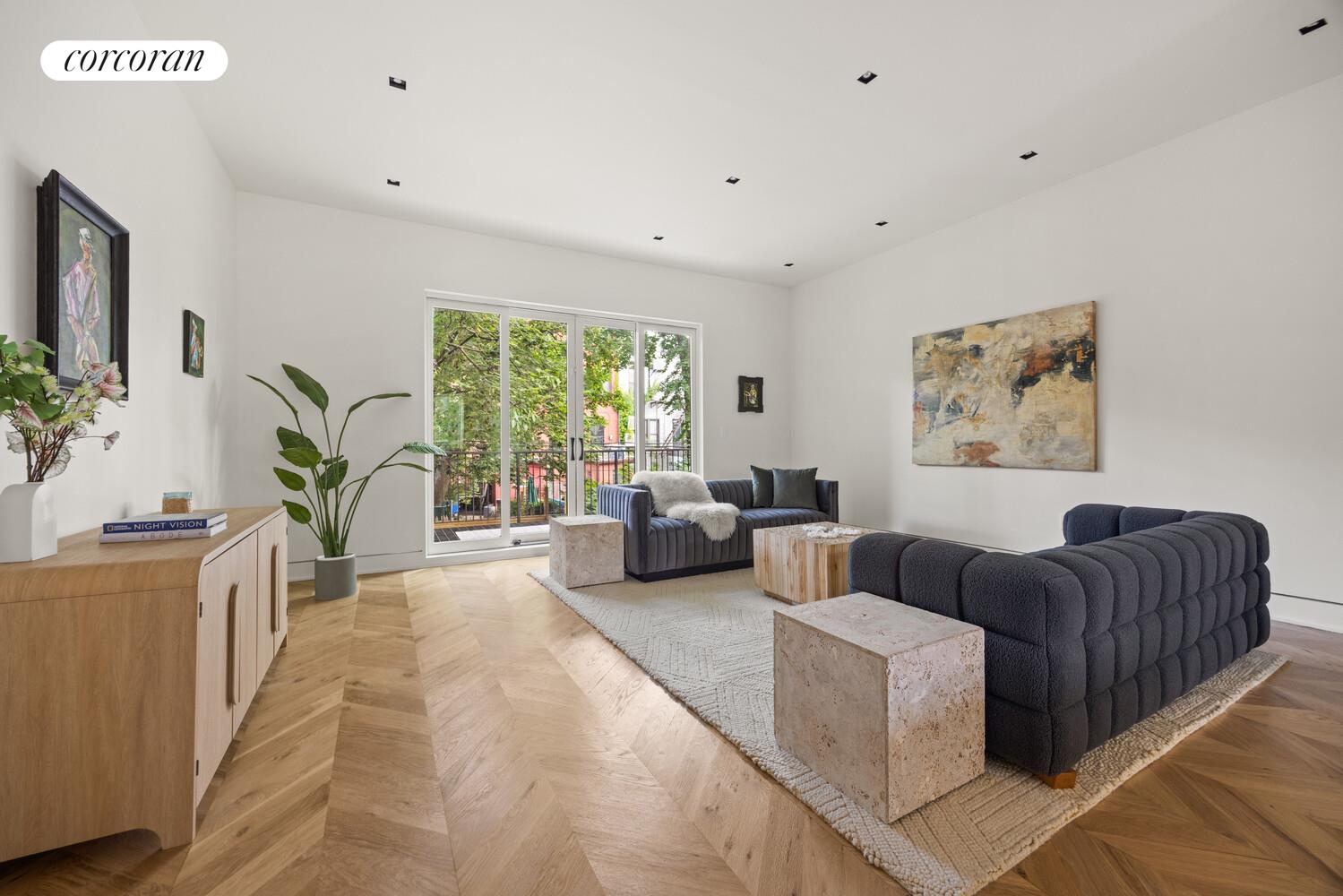 467 Lexington Avenue Brooklyn, NY 11221 - Photo 3 of 16