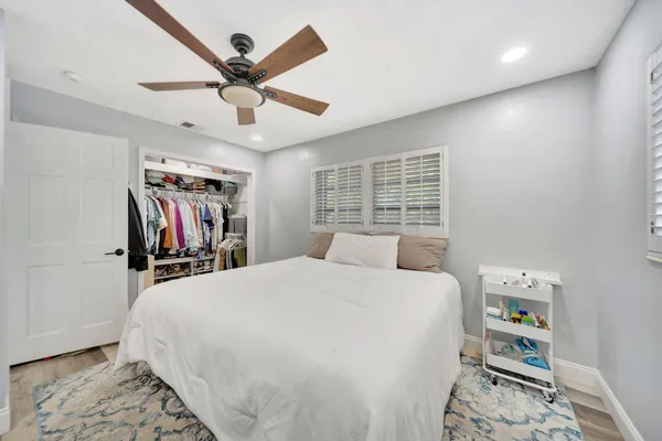 $569,000 | 831 Northwest 39th Street, Oakland Park, FL 33309