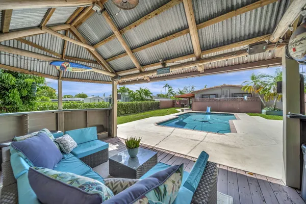 $569,000 | 831 Northwest 39th Street, Oakland Park, FL 33309