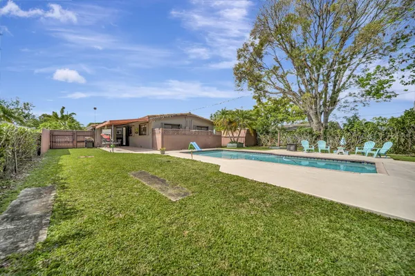 $569,000 | 831 Northwest 39th Street, Oakland Park, FL 33309