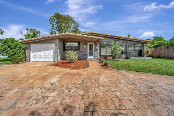 $569,000 | 831 Northwest 39th Street, Oakland Park, FL 33309