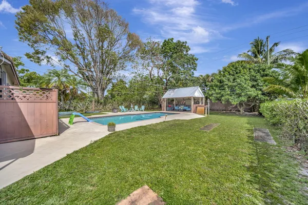 $569,000 | 831 Northwest 39th Street, Oakland Park, FL 33309
