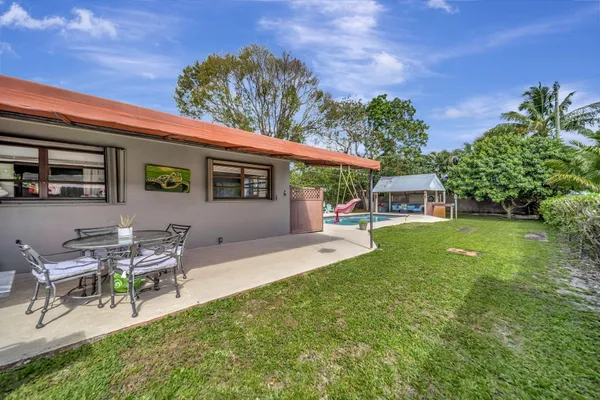 $569,000 | 831 Northwest 39th Street, Oakland Park, FL 33309