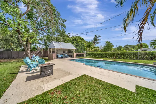 $569,000 | 831 Northwest 39th Street, Oakland Park, FL 33309