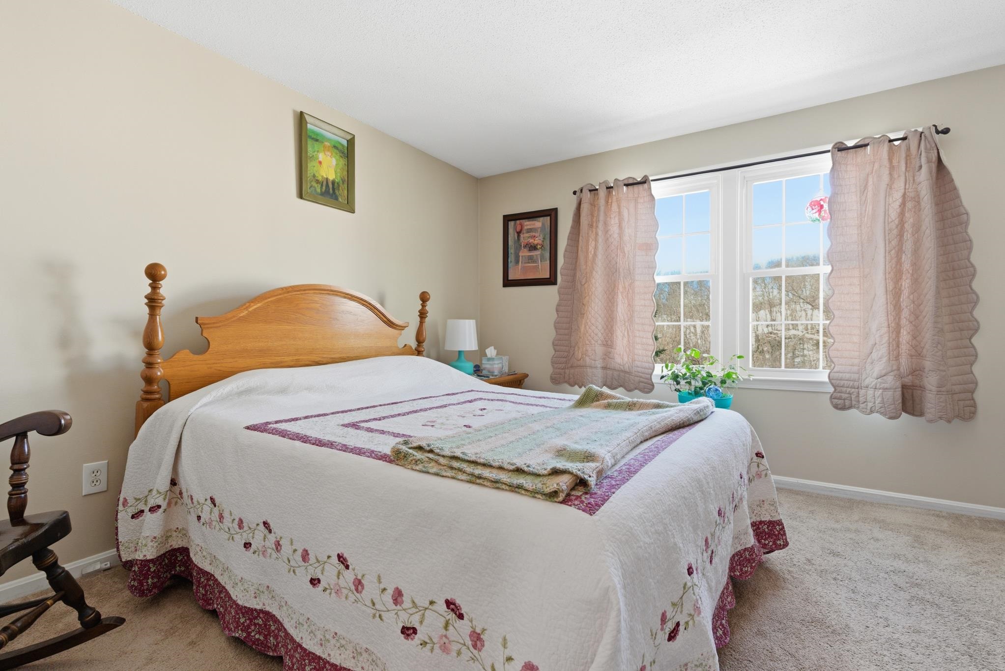 547 Fox Hollow Way Manchester, NH 03104 - Photo 13 of 39