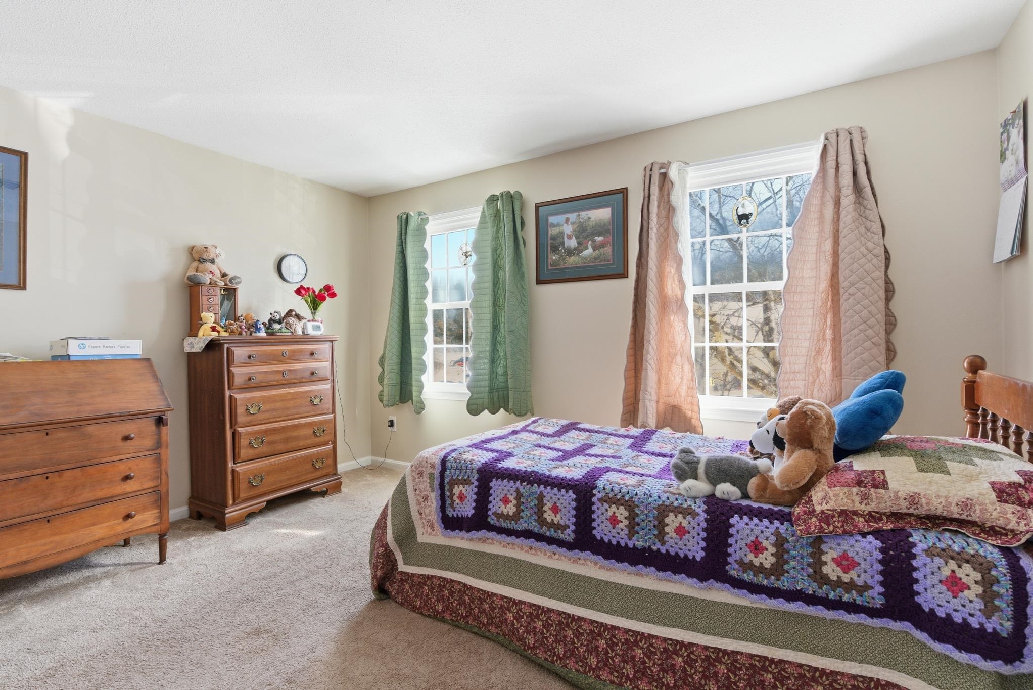 547 Fox Hollow Way Manchester, NH 03104 - Photo 17 of 39