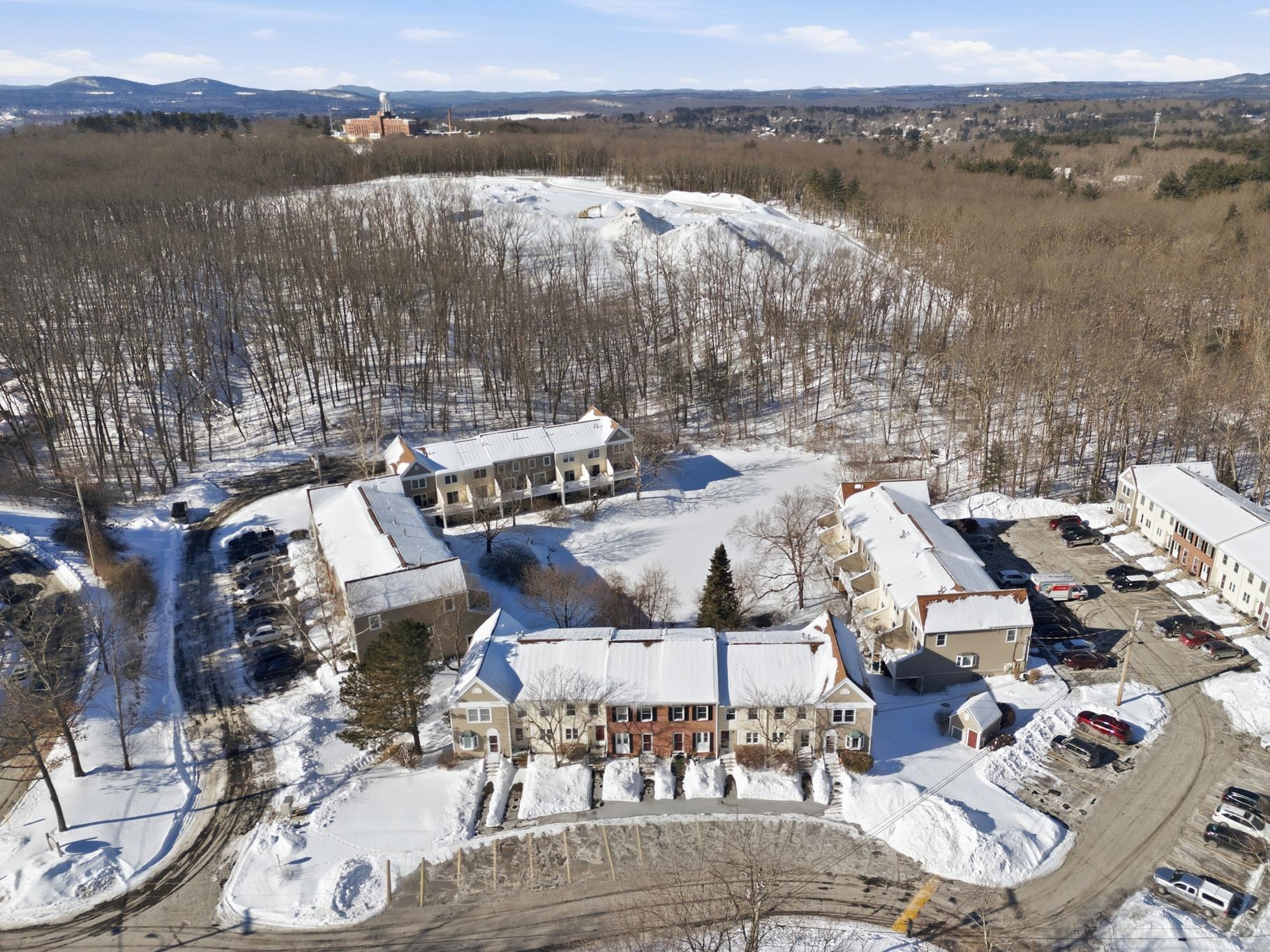 547 Fox Hollow Way Manchester, NH 03104 - Photo 28 of 39