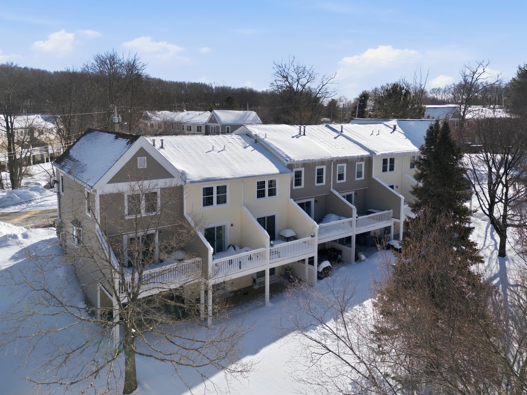 547 Fox Hollow Way Manchester, NH 03104 - Photo 38 of 39