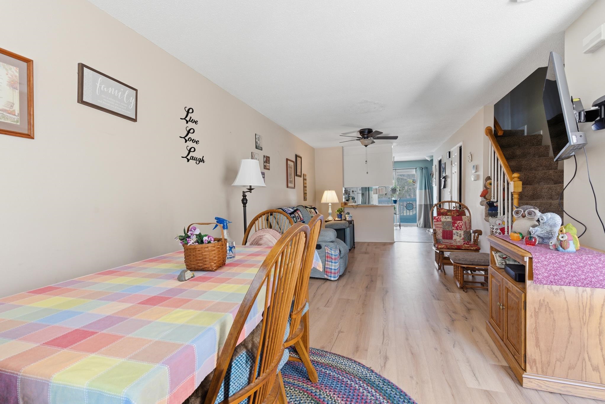 547 Fox Hollow Way Manchester, NH 03104 - Photo 8 of 39