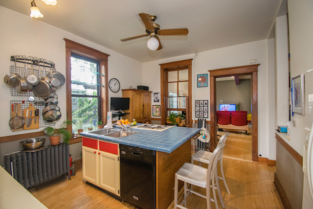 3222 South Normal Avenue Chicago, IL 60616 - Photo 4 of 21