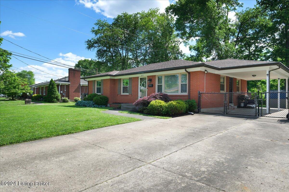 3810 Chatham Road Louisville, KY 40218 - Photo 2 of 46 Large Double Driveway Parking for 5+