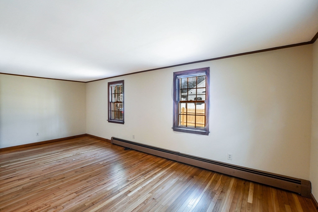 48 Captain Noyes Road Yarmouth, MA 02664 - Photo 16 of 31
