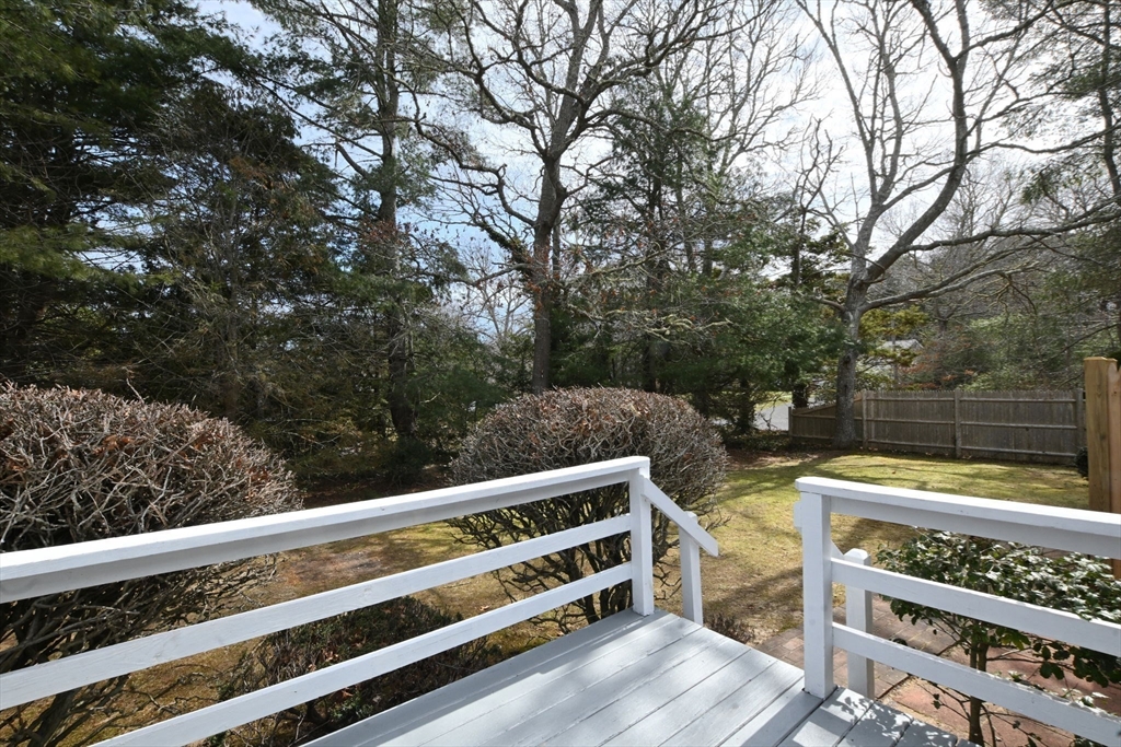 48 Captain Noyes Road Yarmouth, MA 02664 - Photo 20 of 31