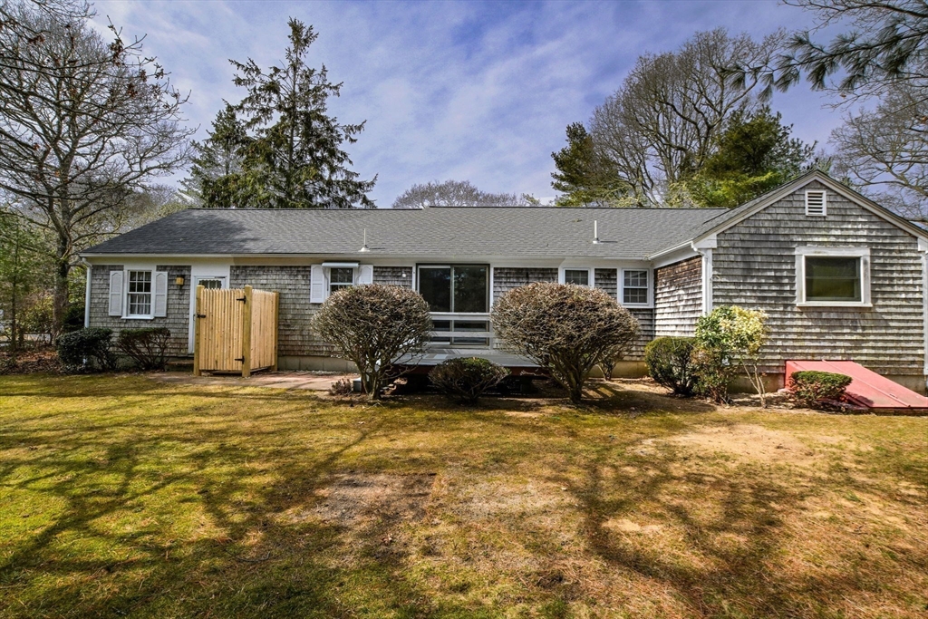 48 Captain Noyes Road Yarmouth, MA 02664 - Photo 21 of 31