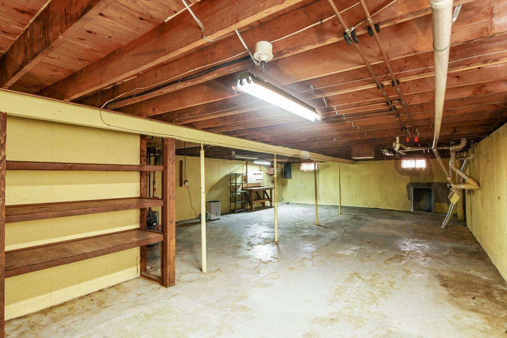 48 Captain Noyes Road Yarmouth, MA 02664 - Photo 23 of 31