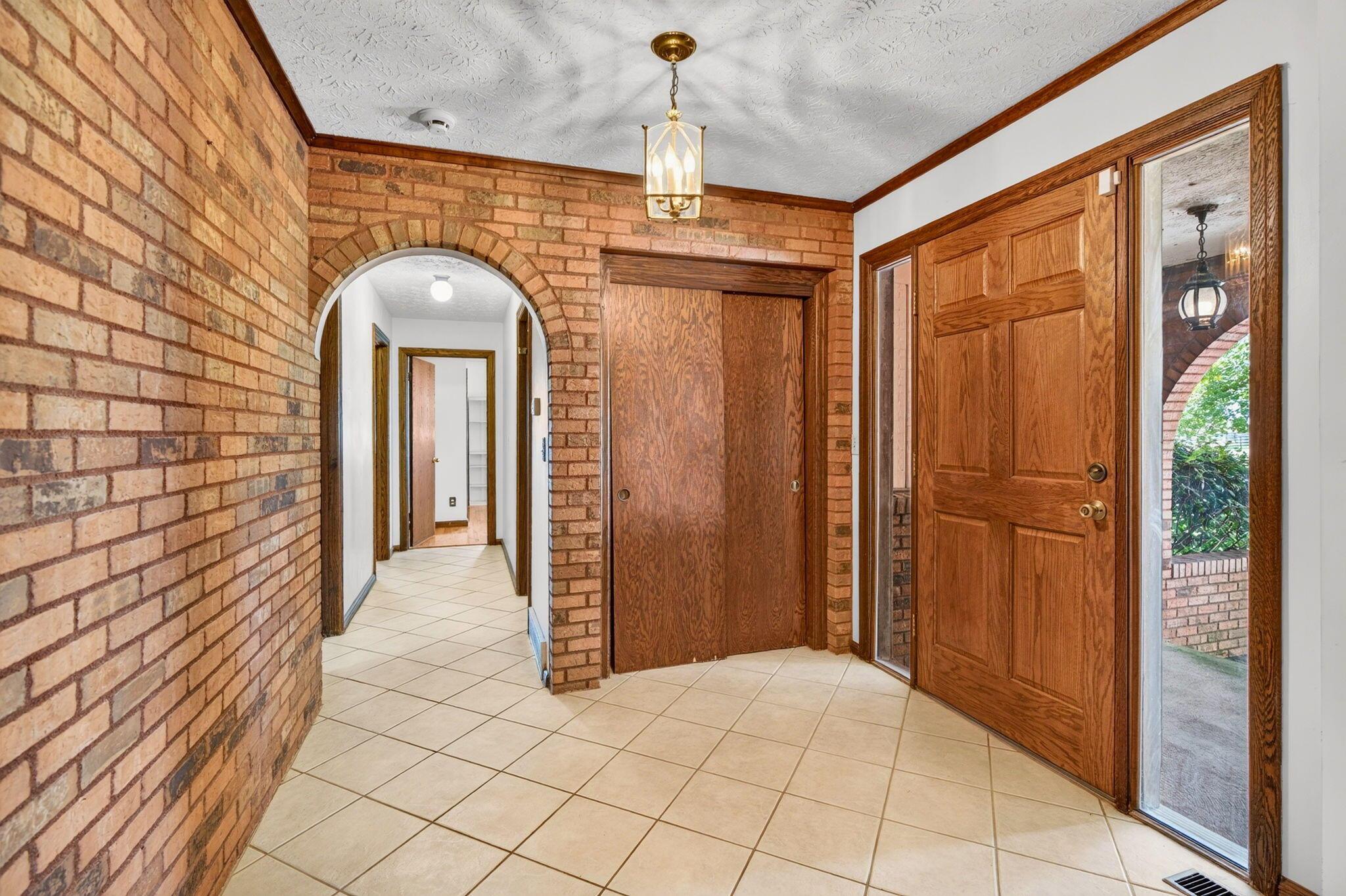 6832 Young Road Orient, OH 43146 - Photo 5 of 59 Stunning brick archways