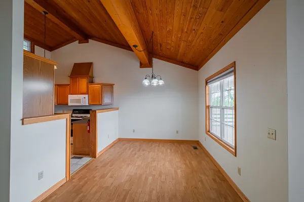 $414,400 | 1927 Laurel Lake Drive, Monteagle, TN 37356
