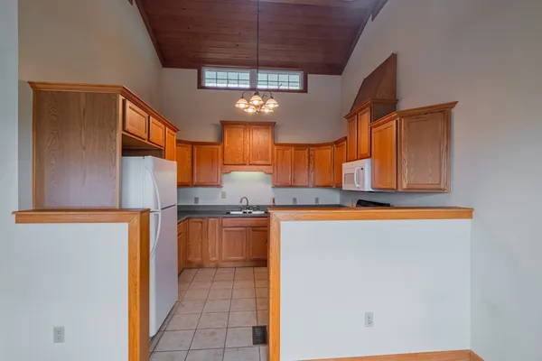 $414,400 | 1927 Laurel Lake Drive, Monteagle, TN 37356