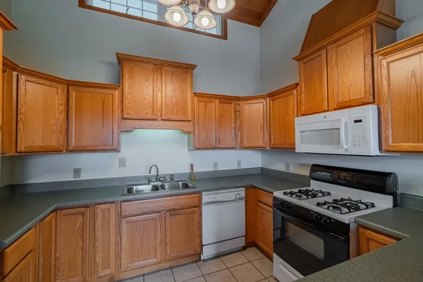 $414,400 | 1927 Laurel Lake Drive, Monteagle, TN 37356